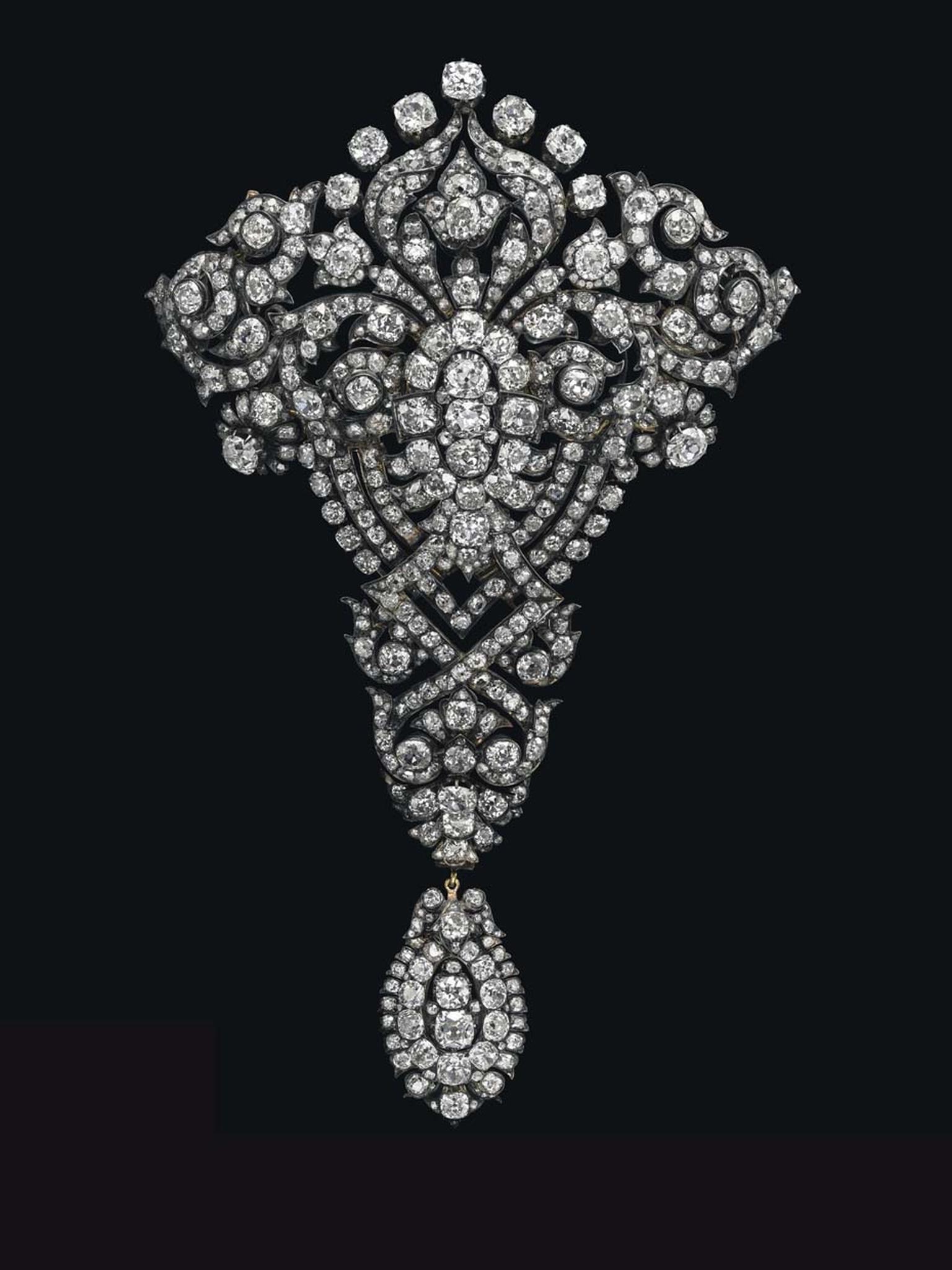 Christies_Magnificent Jewel Spring Sale_Devant de corsage brooch.jpg