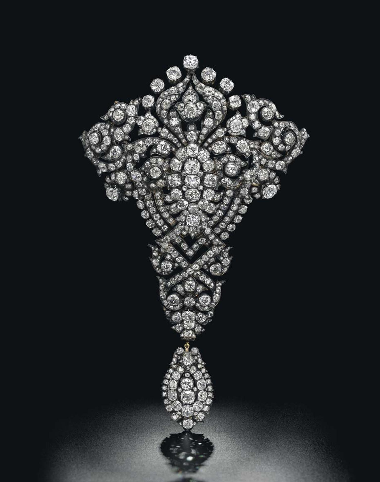 The spectacular Maria Christina Royal Devant-de-Corsage diamond brooch is expected to achieve $1.5-2 million at Christie's Magnificent Jewels sale in Geneva on 13 May 2015.