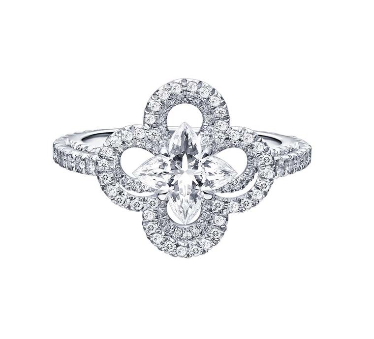 Floral engagement rings: petal perfect diamond rings to match the springtime mood