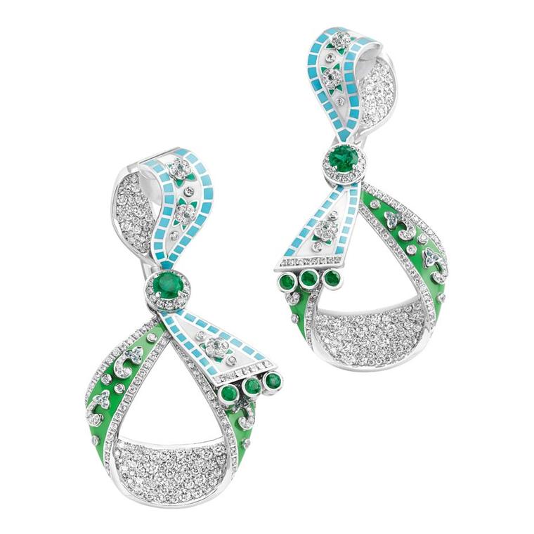 The Summer in Provence collection, which includes earrings and ornate bejeweled green and blue pendants, are statement pieces that sum up the brilliance of Fabergé's creativity.
