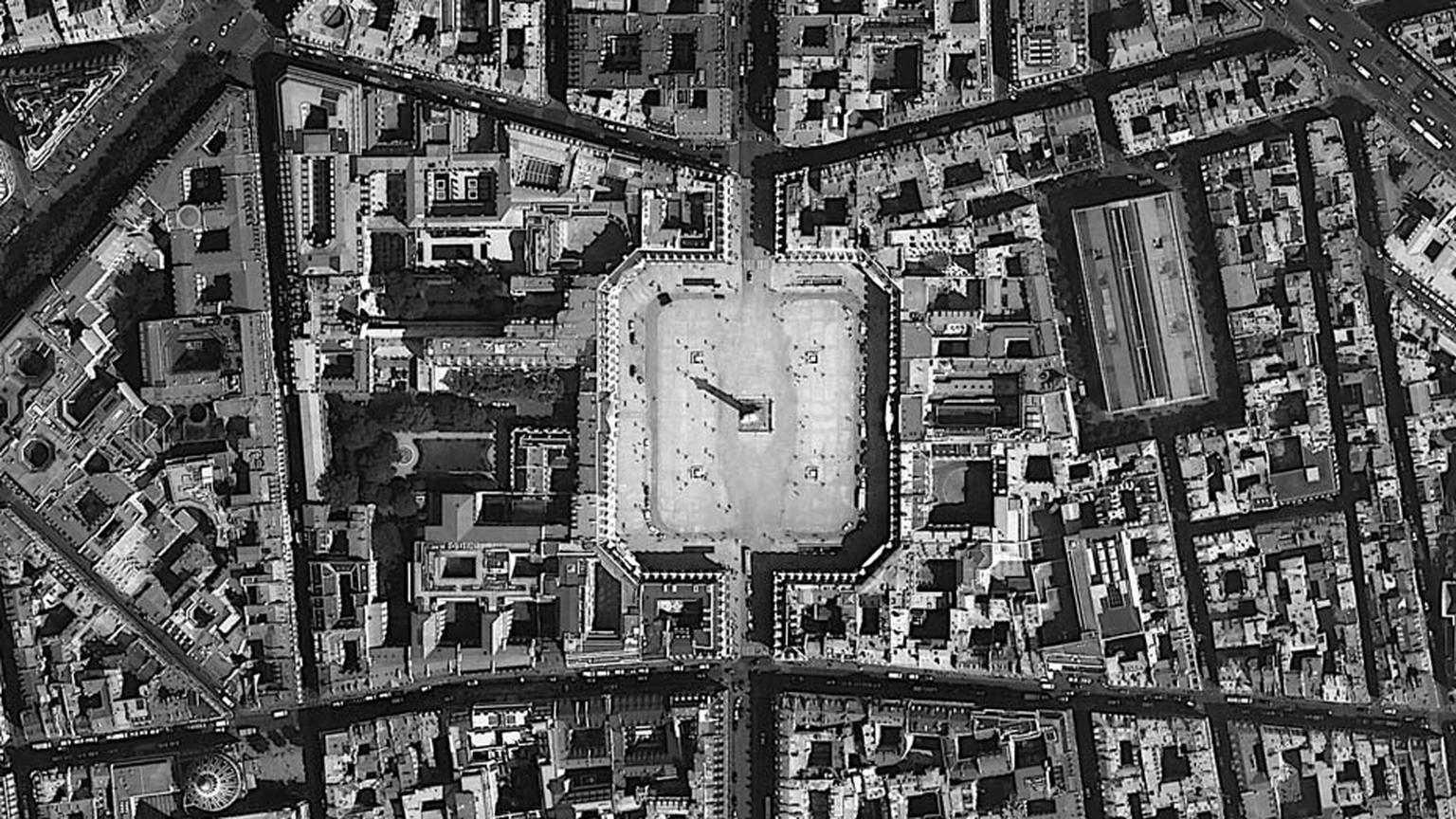 The Place Vendome in Paris, once home to Coco Chanel and now to one of the brand’s boutiques, has always been a source of inspiration for the fashion house, from the caps of their perfume bottles to their premier watches.