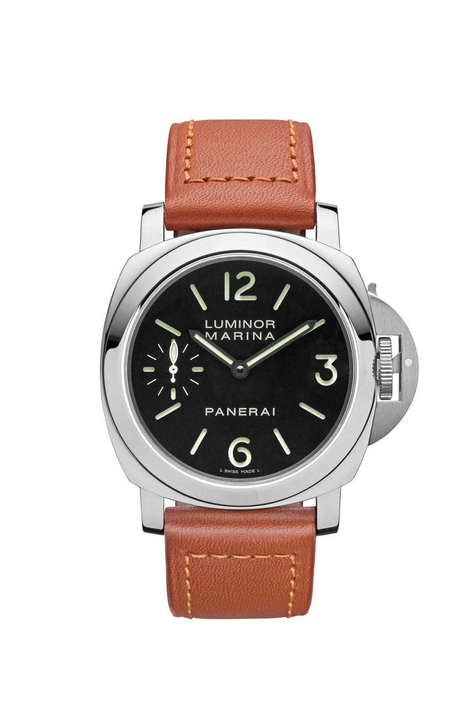 Panerai Luminor men's watch of 1997 features the large crown-protecting bridge with a lever to increase the watch's waterproof properties.