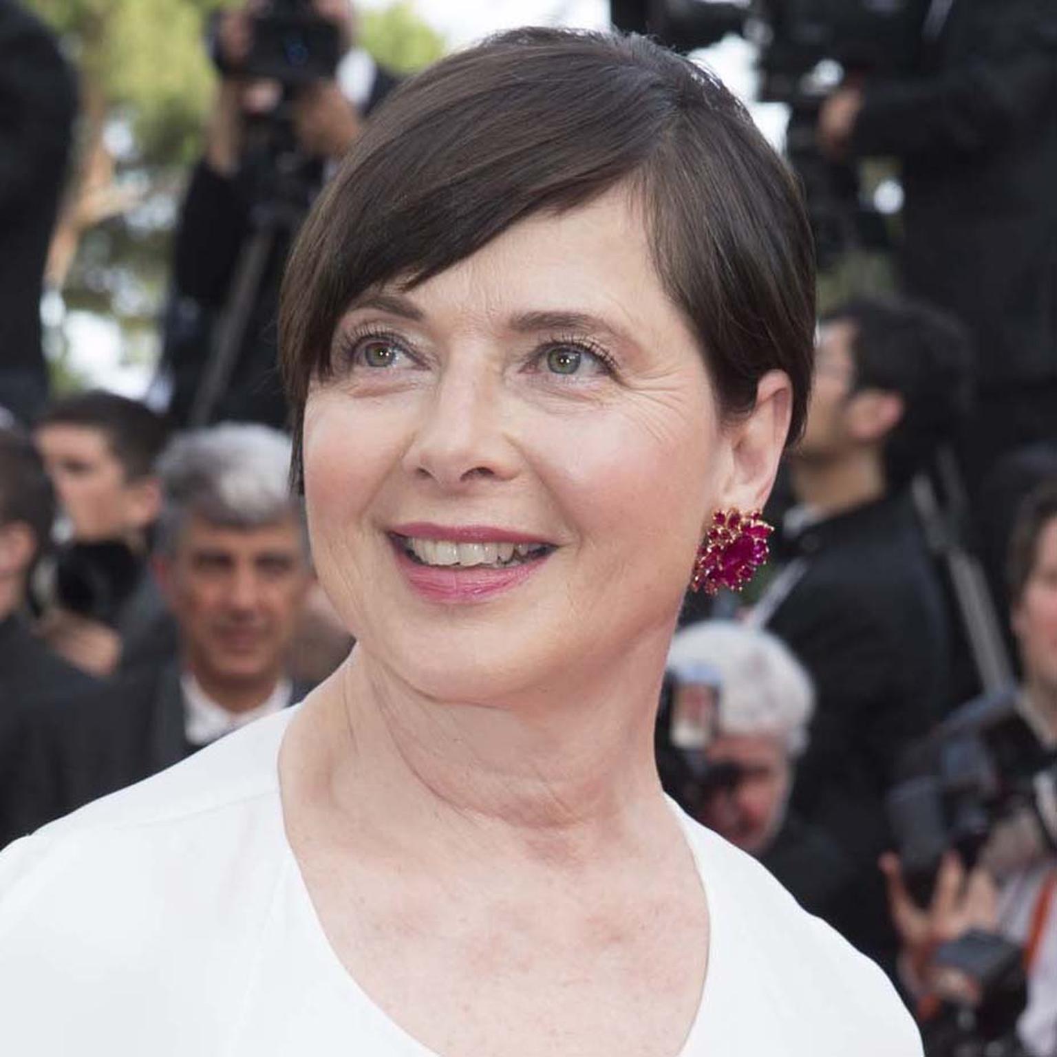 Isabella Rossellini accessorised her Stella McCartney dress with ruby Chopard earrings.