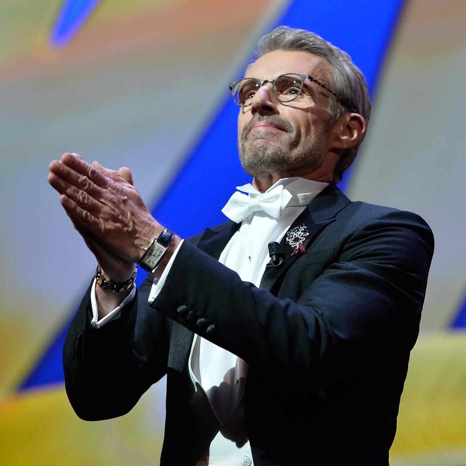 Master of ceremonies at this year's Cannes Film Festival, Lambert Wilson, showed that men, too, can sparkle in red carpet jewellery wearing a Cartier brooch set with spinels and diamonds at the opening ceremony.