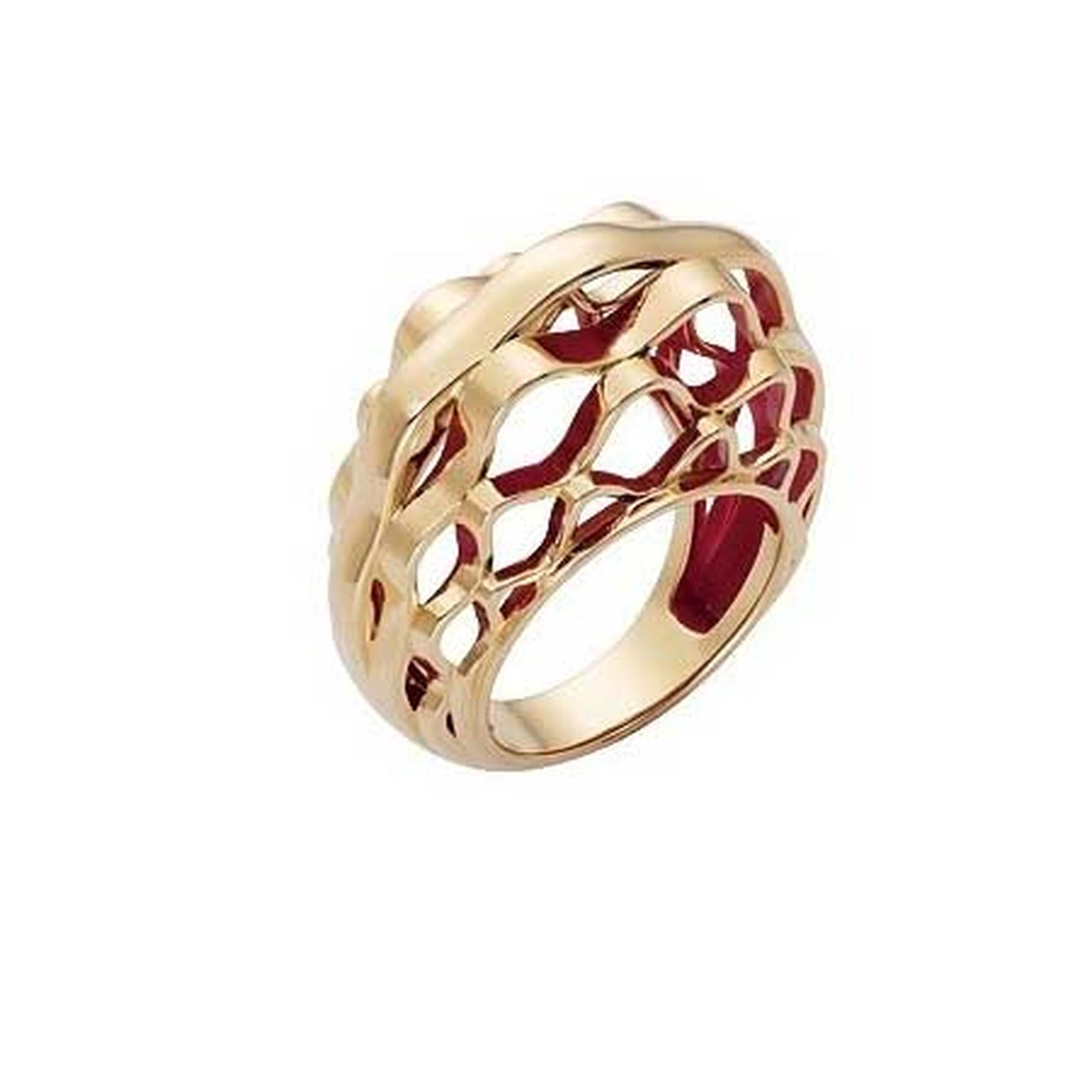 The glass dome of the Grand Palais is reflected in this architectural Cartier Paris Nouvelle Vague ring in yellow gold.
