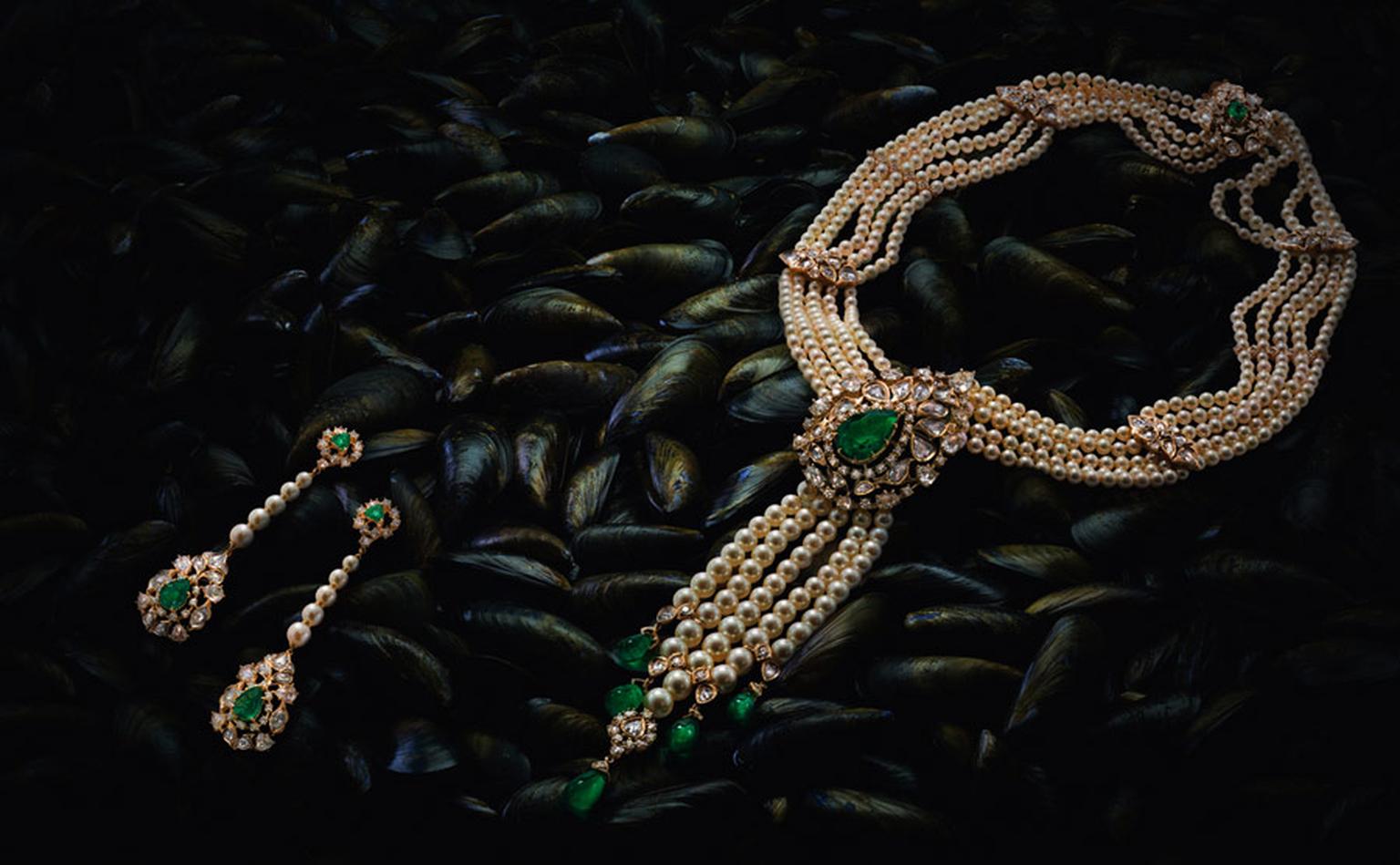 Ganjam-Earrings-and-Necklace--Nizam-Collection-Ganjam