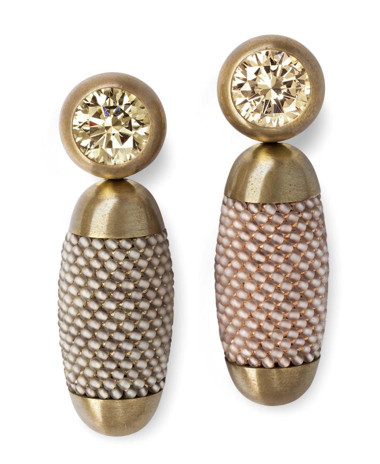 Hemmerle-earrings-brass-white-gold-yellow-brown-diamonds-smoky-quartz-0696