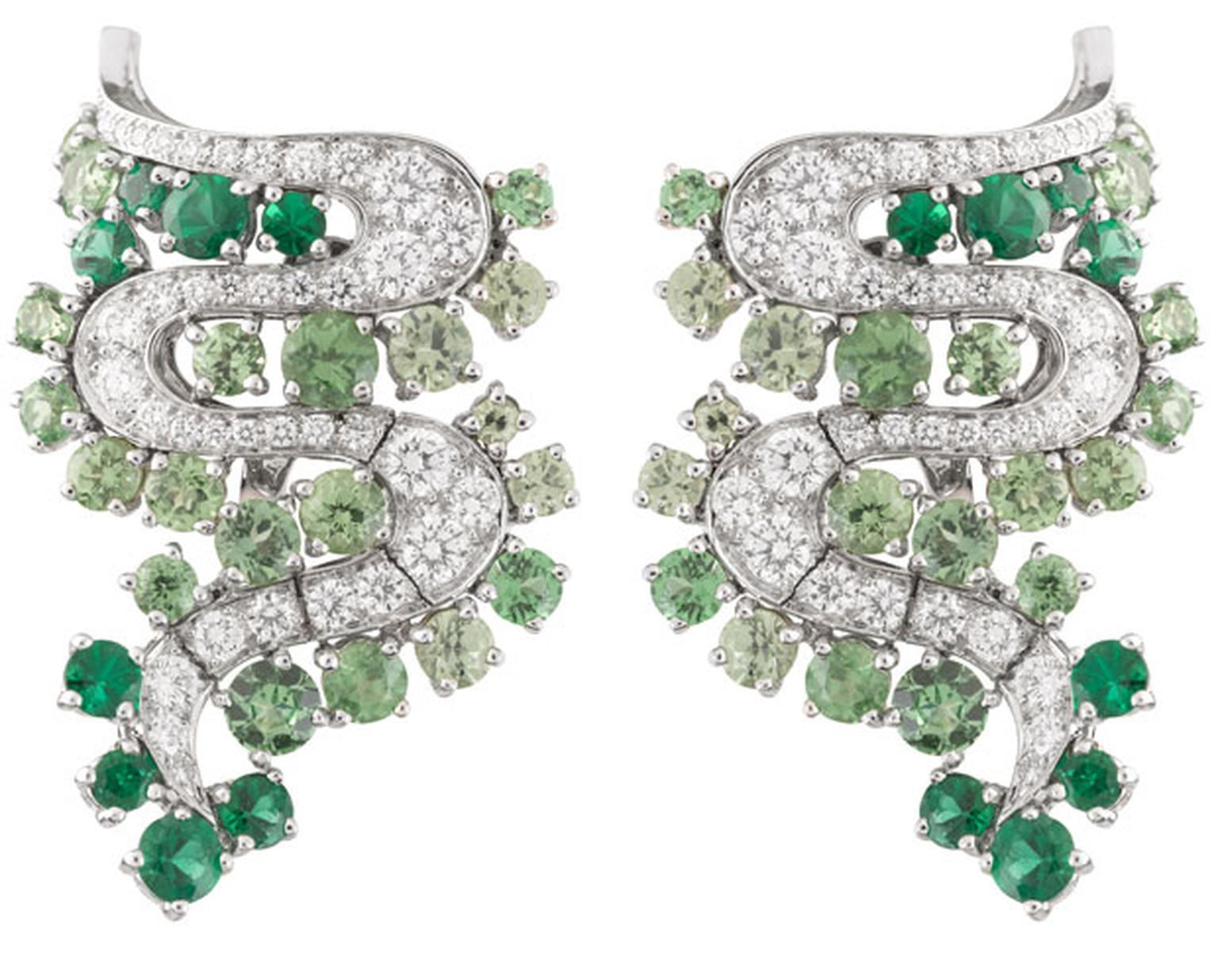 Van Cleef & Arpels Les Voyages Extraordinaire Nil Blanc earrings