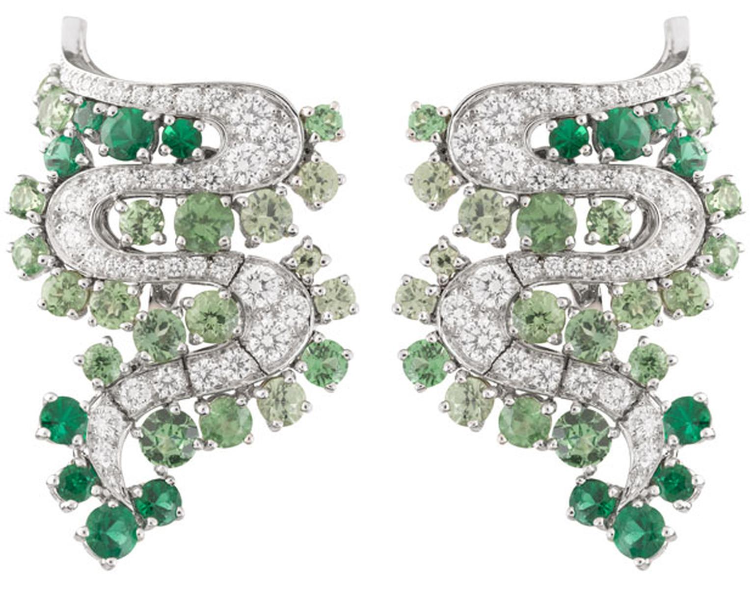 Van Cleef & Arpels Les Voyages Extraordinaire Nil Blanc earrings