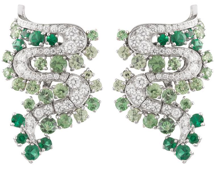 Van Cleef & Arpels Les Voyages Extraordinaire Nil Blanc earrings