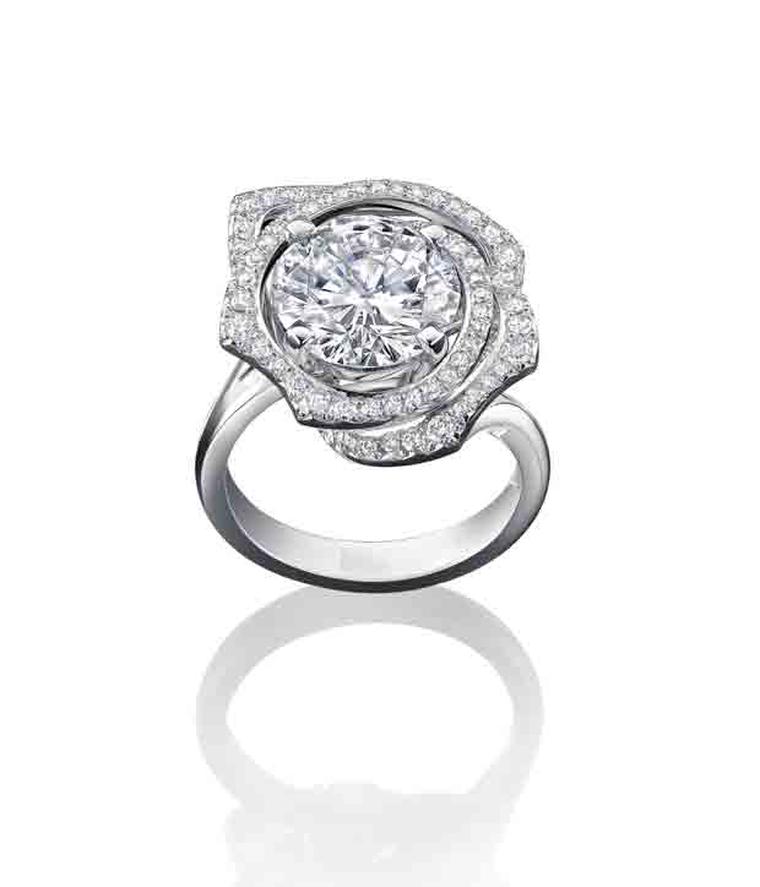 Boodles 4  carat brilliant-cut rose design diamond ring