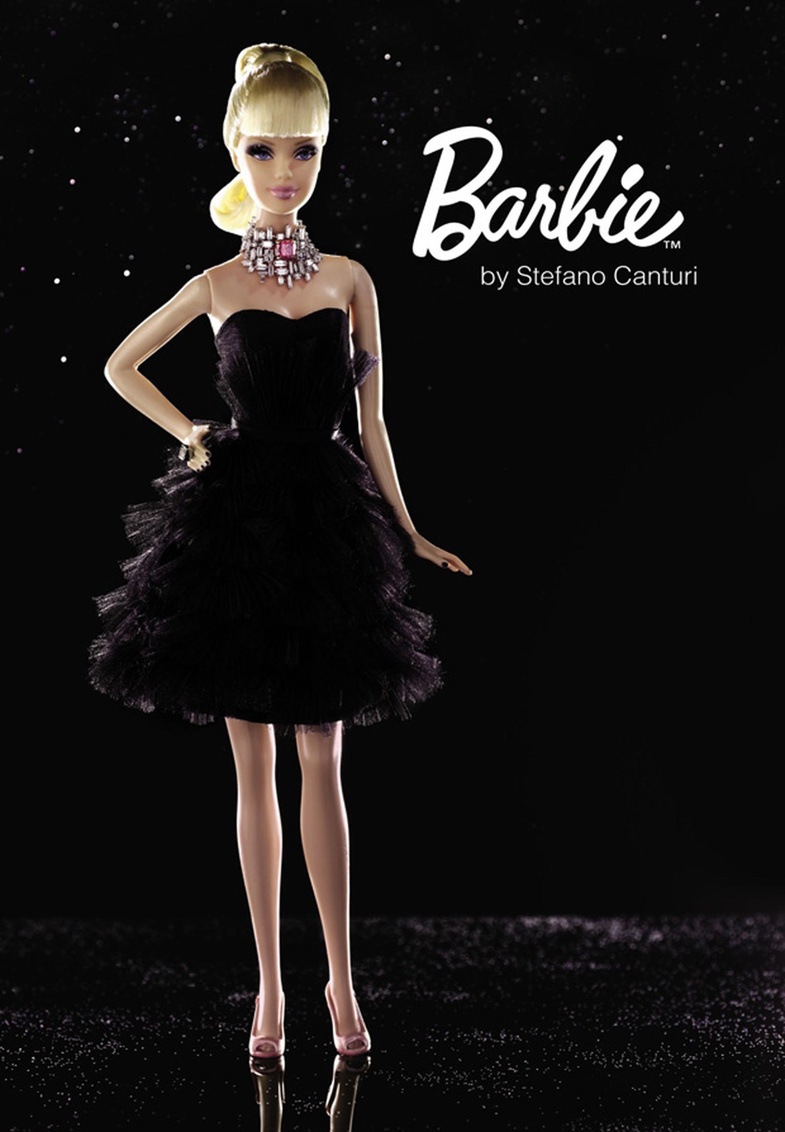 Barbie with pink and white diamond necklace