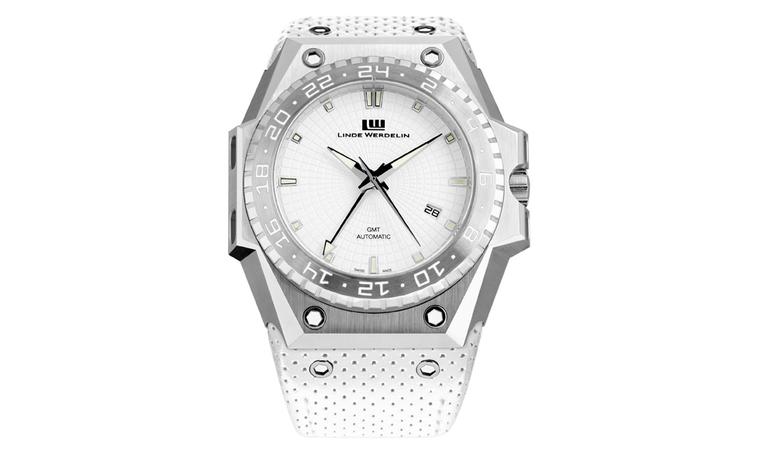 The White watch 4,680 euros and a limited edition of 51 pieces