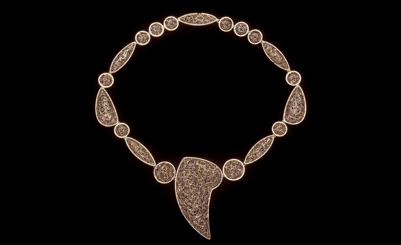 Jacqueline Mina necklace from 1985 in platinum filigree. Photo: Joel Degen