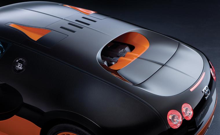 The smooth curves of the Bugatti Veyron Super Sport