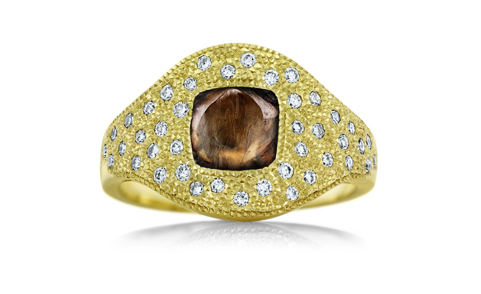 De Beers Talisman Aurora ring in yellow gold. £3,525