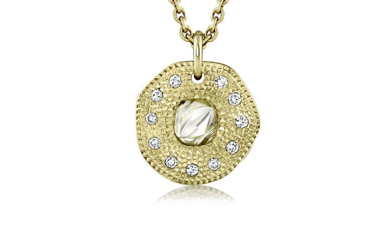 De Beers Talisman Solitaire Pendant in yellow gold. £1,800