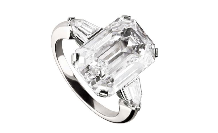 Bulgari diamond ring as worn by Julianne Moore at BAFTAs 2011
