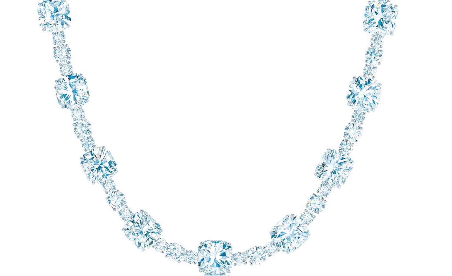 The Tiffany Lucida Star diamond necklace valued at US$ 10,000,000 as worn by Anne Hathaway at the Oscars 2011. The platinum necklace is set with 94 carats of diamonds.