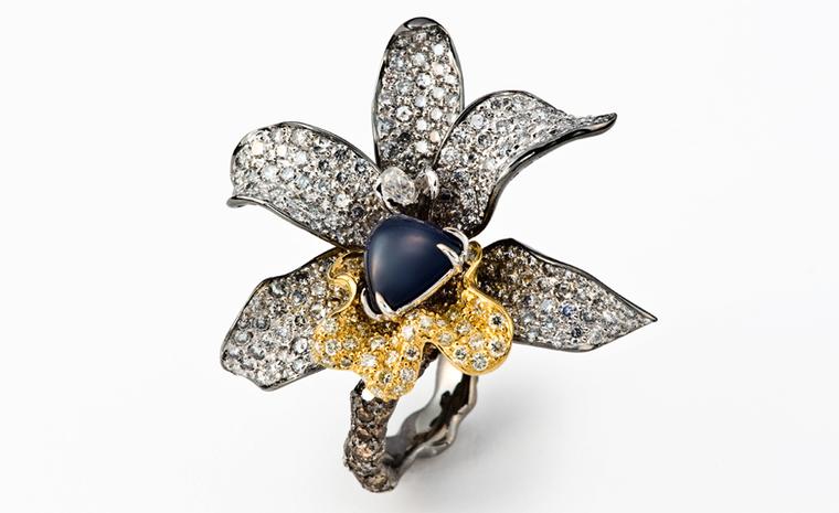 CINDY CHAO, The Art Jewel, White Label Collection Four Seasons Sapphire Ring with cabochon sapphire center, highlighted by colorless and brown diamonds set in blackened gold. From ?17,200
