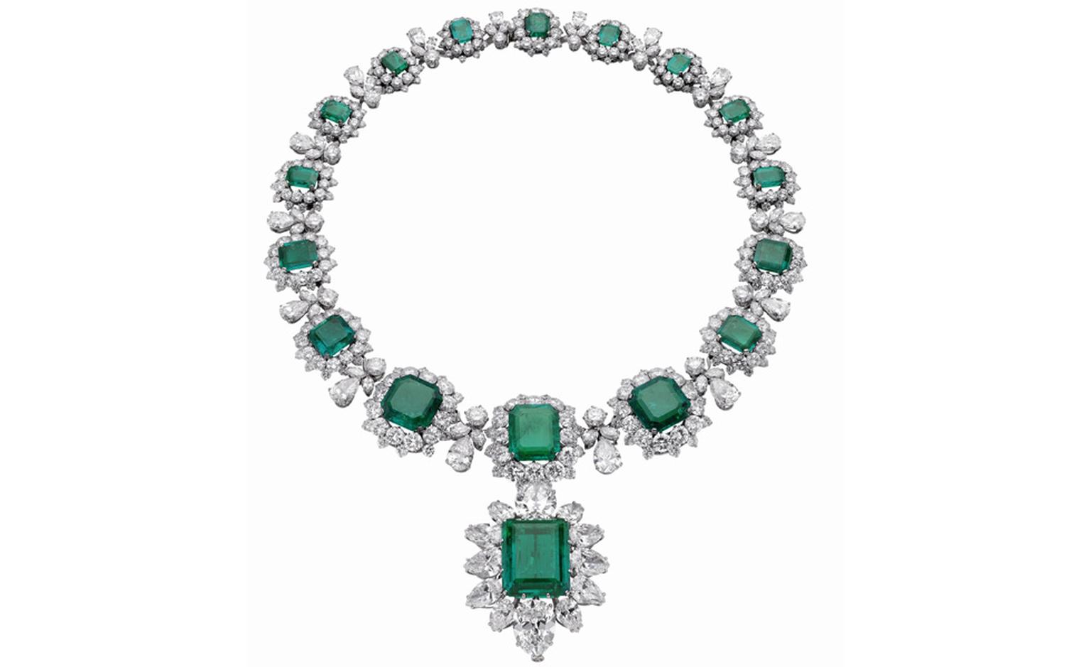 Bulgari Emerald necklace that was part of a parure by Bulgari and given to Elizabeth Taylor by Richard Burton