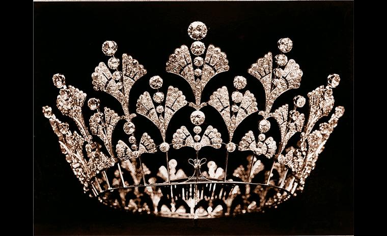 Boucheron, the Queen Mother's diamond coronet 1901