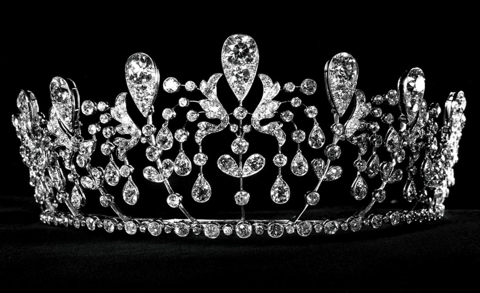 1819 Bourbon-Parma tiara in platinum and diamonds by Joseph Chaumet.