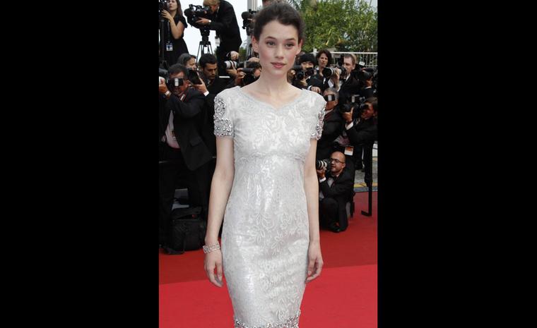 Astrid Bergès-Frisbey, the French actress, winner of the 2011 Trophée Chopard, was wearing a Chopard white gold bracelet set with diamonds (49 cts).