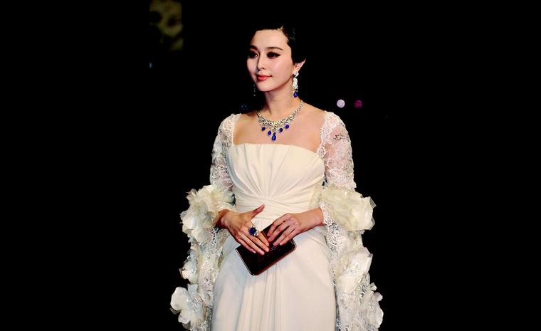 CANNES, FRANCE - MAY 13:  Fan Bing Bing with Cartier jewelry attends the "Polisse" premiere at the Palais des Festivals during the 64th Cannes Film Festival on May 13, 2011 in Cannes, France.  (Photo by Pascal Le Segretain/Getty Images)