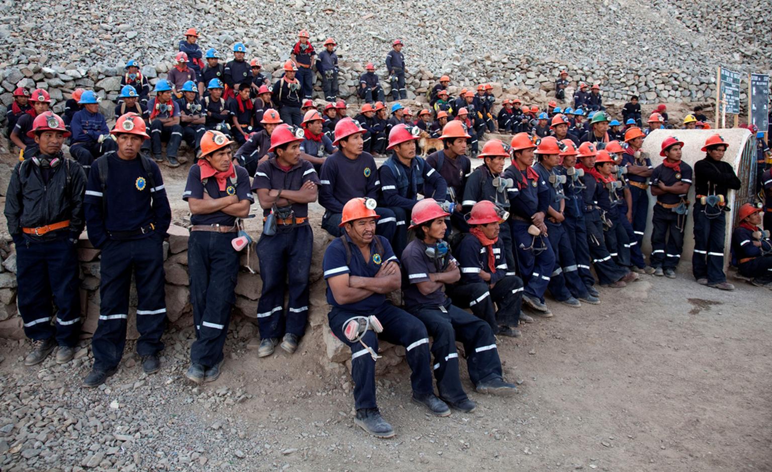 Workers gather at 7:00 am outside the gold mine in Santa Filomena, in Peru. These miners are guaranteed a fair deal and safe working conditions under the Fairtrade regime. Photo: Eduardo Martino