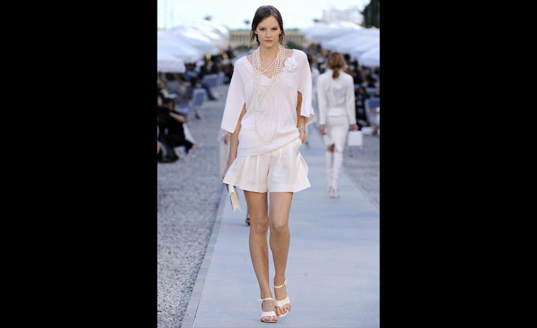 CHANEL 2011-12 Cruise Collection 4