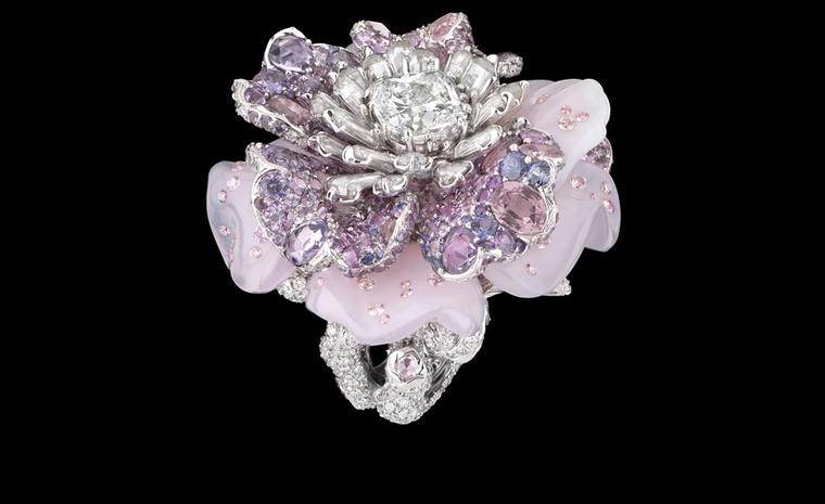 DIOR FINE JEWELLERY LE BAL DES ROSES, BAL ROMANTIQUE RING WHITE GOLD, PLATINUM, FANCY COLOURED DIAMONDS, LAVENDER CHALCEDONY, PURPLE SAPPHIRES, PINK SPINELS AND PURPLE PINK SPINELS.