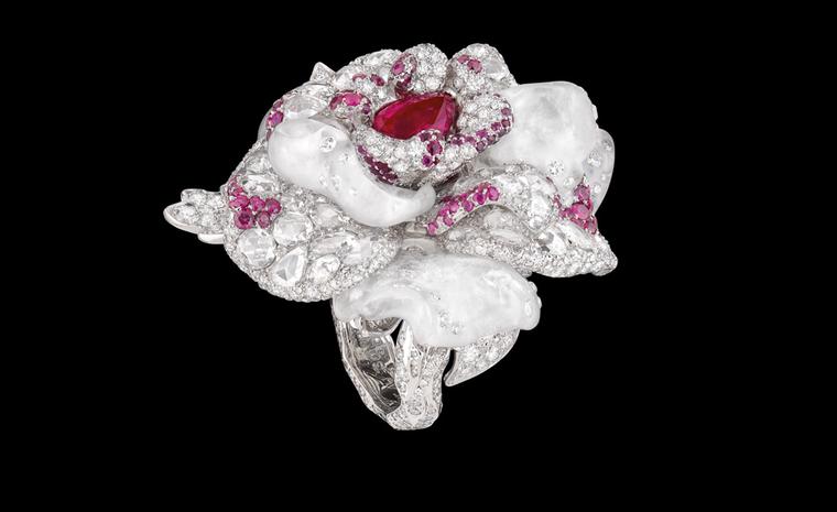 DIOR FINE JEWELLERY LE BAL DES ROSES BAL DE PARIS RING WHITE GOLD, DIAMONDS, WHITE QUARTZ AND RUBIES.