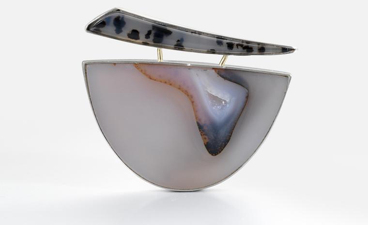 Brooch in Silver 18ct gold with a Montana agate stone and an agate drusy stone by Ulla Hörnfeldt. 7x5 cm. Price from £540
