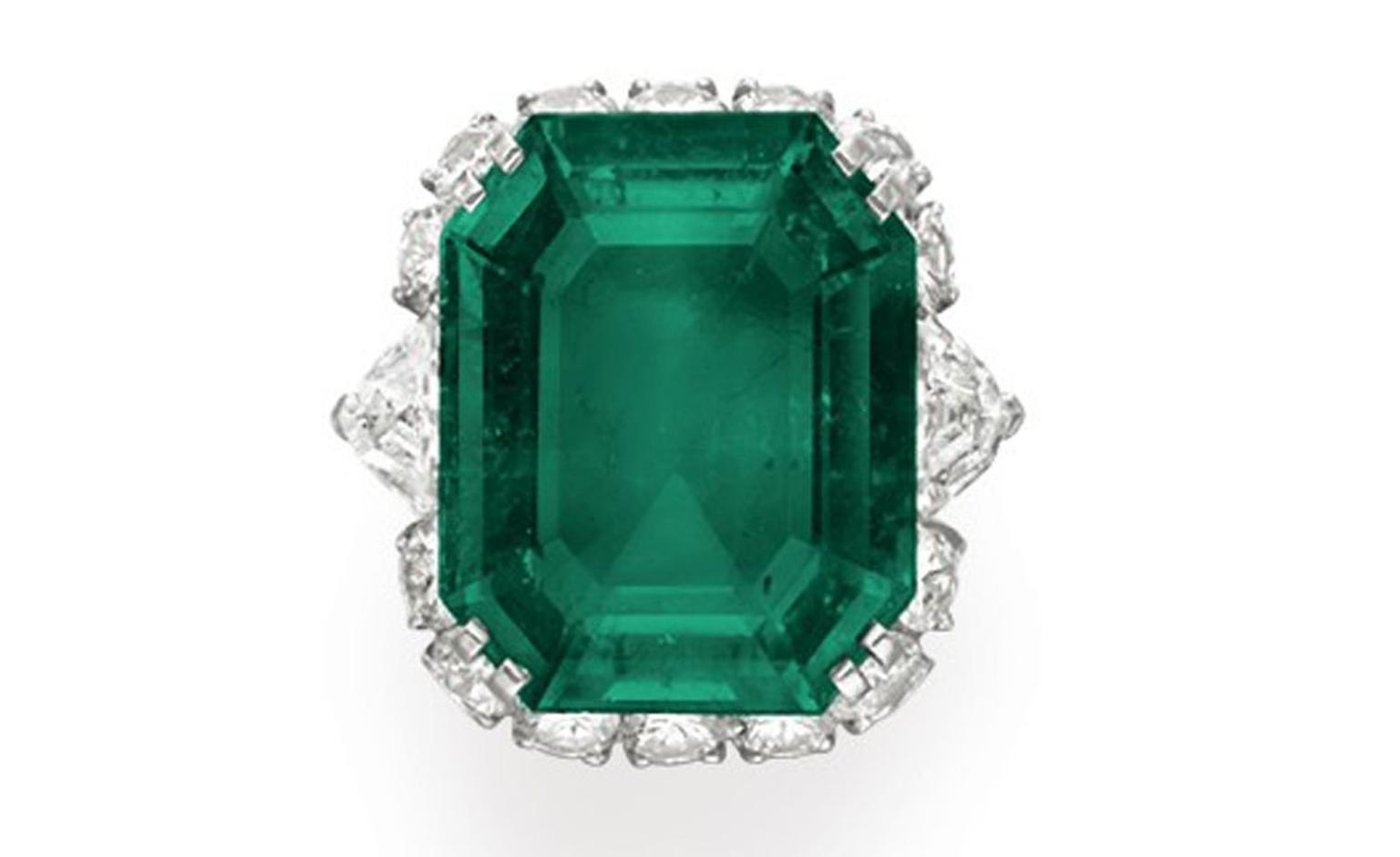 Bulgari Emerald Suite Ring, estimate: $600,000 -800,000